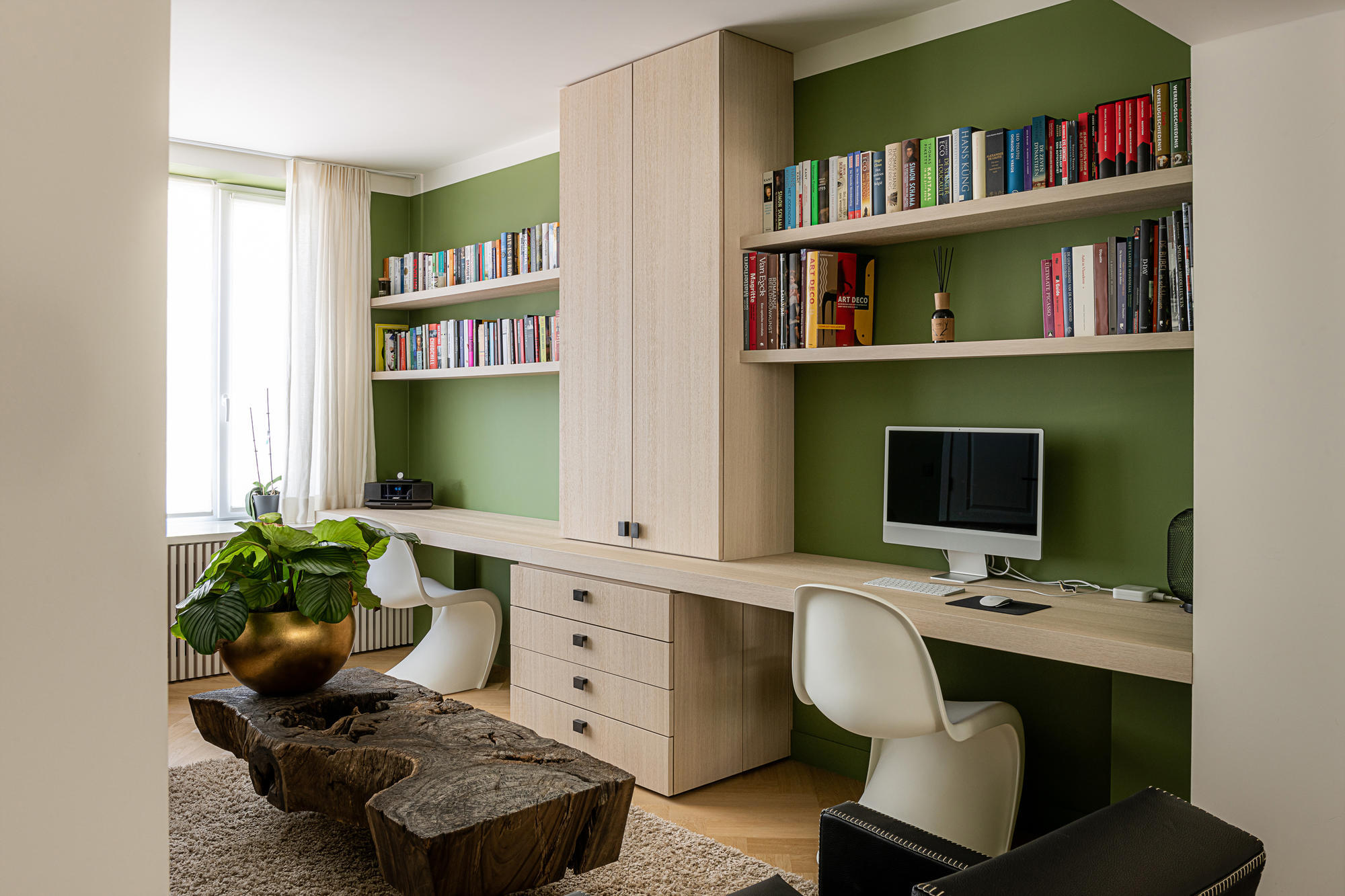 Inrichting bureau - maatwerk - interieurinrichting - marke kortrijk - timmer ateljé