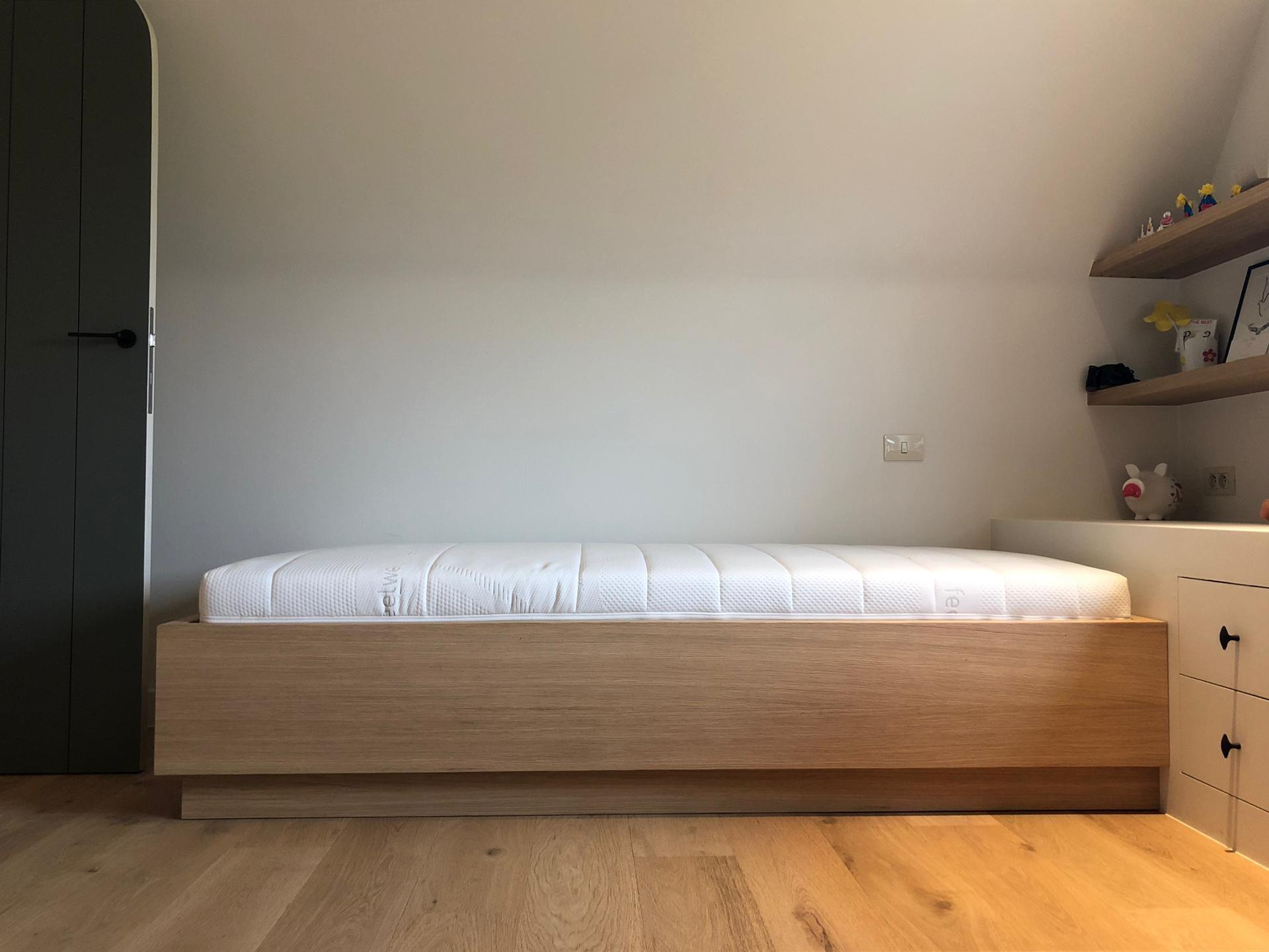 maatwerk bed - bed op maat - slaapkamer op maat - interieurinrichting - timmer ateljé - marke kortrijk